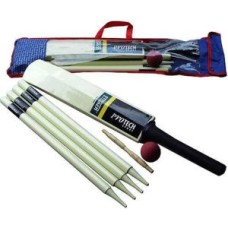 Cricketset in tas maat 5 bat/wicket/bal
* laatste * Cricketset in tas maat 5 bat/wicket/bal
* laatste *